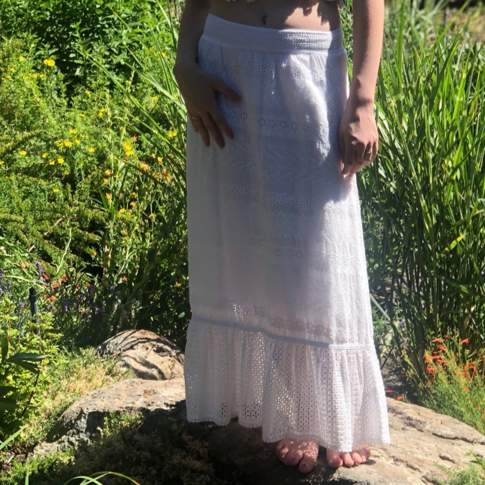 white lace skirt from urban outfitters